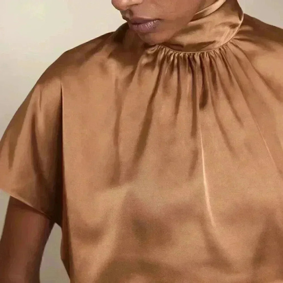 Banana Republic Tie Back Blouse - Picture 4 of 7